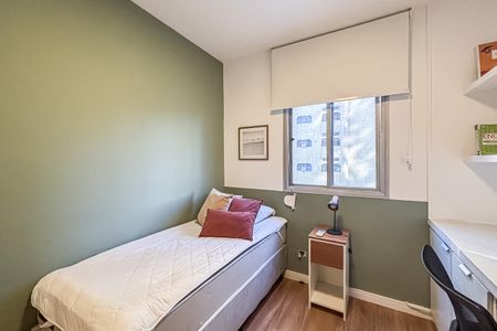 Quarto 1 de apartamento para alugar com 2 quartos, 80m² em Itaim Bibi, São Paulo