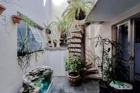Casa para alugar com 162m², 2 quartos e 2 vagasÁrea externa