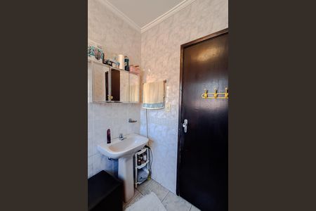 Banheiro de casa para alugar com 2 quartos, 162m² em Vila Monumento, São Paulo