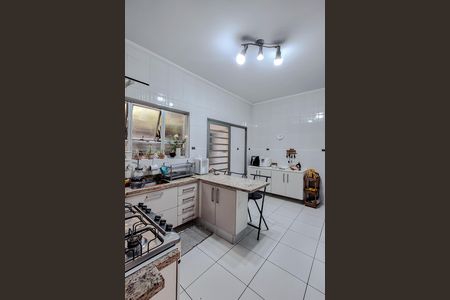 Casa para alugar com 162m², 2 quartos e 2 vagasCozinha