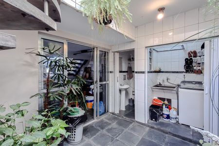 Casa para alugar com 162m², 2 quartos e 2 vagasÁrea externa