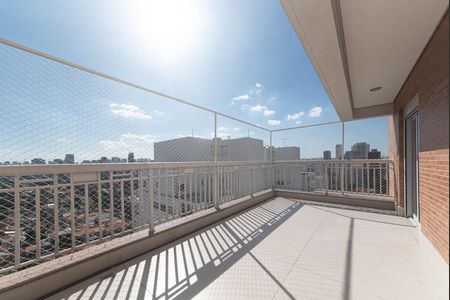 Apartamento à venda com 341m², 4 quartos e 6 vagas Apartamento à venda com 341m², 4 quartos e 6 vagasVaranda da Suite 2 e 3