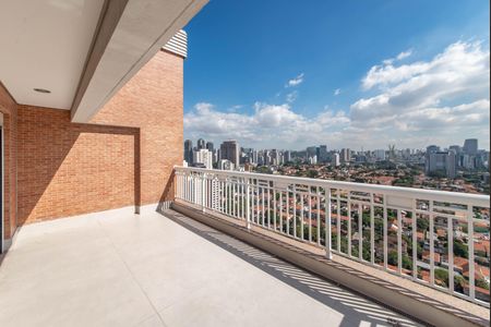Apartamento à venda com 341m², 4 quartos e 6 vagas Apartamento à venda com 341m², 4 quartos e 6 vagasVaranda da Suite 1