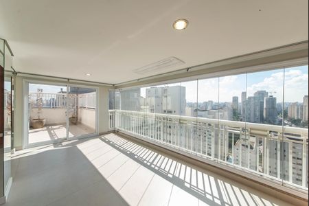 Apartamento à venda com 341m², 4 quartos e 6 vagas Apartamento à venda com 341m², 4 quartos e 6 vagasSala