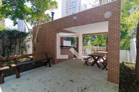 Apartamento à venda com 341m², 4 quartos e 6 vagas Apartamento à venda com 341m², 4 quartos e 6 vagasArea Comum
