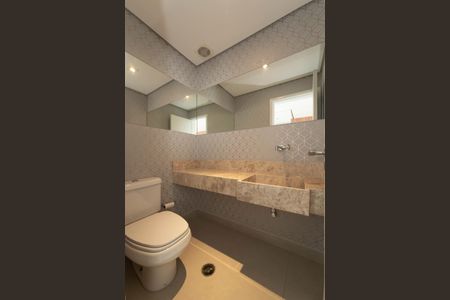 Apartamento à venda com 341m², 4 quartos e 6 vagas Apartamento à venda com 341m², 4 quartos e 6 vagasLavabo