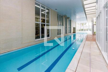 Apartamento à venda com 341m², 4 quartos e 6 vagas Apartamento à venda com 341m², 4 quartos e 6 vagasArea Comum