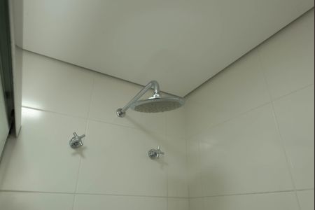 Apartamento à venda com 341m², 4 quartos e 6 vagas Apartamento à venda com 341m², 4 quartos e 6 vagasArea de Serviço - Banheiro