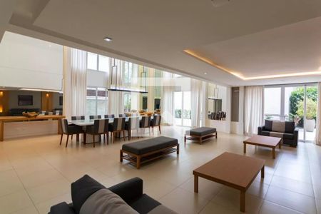 Apartamento à venda com 341m², 4 quartos e 6 vagas Apartamento à venda com 341m², 4 quartos e 6 vagasArea Comum
