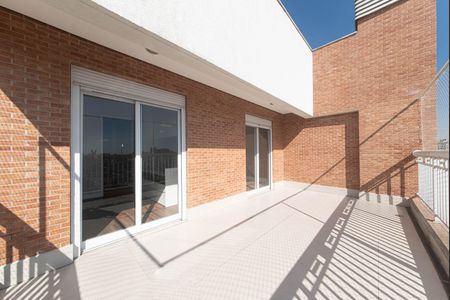 Apartamento à venda com 341m², 4 quartos e 6 vagas Apartamento à venda com 341m², 4 quartos e 6 vagasVaranda da Suite 2 e 3