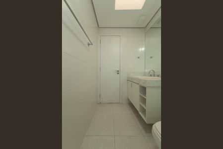 Apartamento à venda com 341m², 4 quartos e 6 vagas Apartamento à venda com 341m², 4 quartos e 6 vagasArea de Serviço - Banheiro