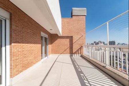 Apartamento à venda com 341m², 4 quartos e 6 vagas Apartamento à venda com 341m², 4 quartos e 6 vagasVaranda da Suite 2 e 3