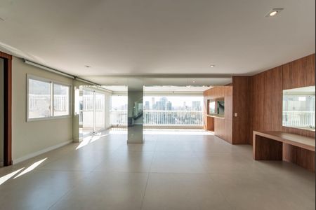Apartamento à venda com 341m², 4 quartos e 6 vagas Apartamento à venda com 341m², 4 quartos e 6 vagasSala