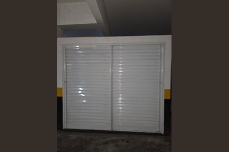 Apartamento à venda com 128m², 3 quartos e 3 vagas Apartamento à venda com 128m², 3 quartos e 3 vagasDepósito