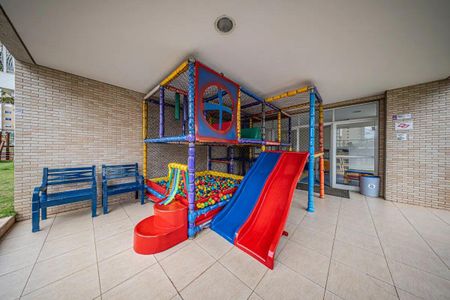 Apartamento à venda com 128m², 3 quartos e 3 vagas Apartamento à venda com 128m², 3 quartos e 3 vagasÁrea externa