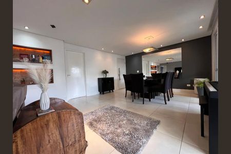 Apartamento à venda com 128m², 3 quartos e 3 vagas Apartamento à venda com 128m², 3 quartos e 3 vagasSala
