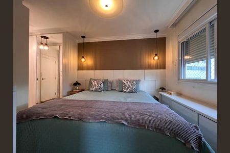 Apartamento à venda com 128m², 3 quartos e 3 vagas Apartamento à venda com 128m², 3 quartos e 3 vagasSuíte Casal