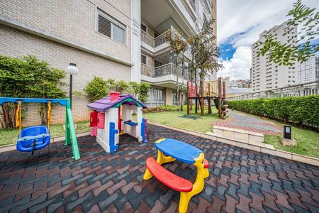 Apartamento à venda com 128m², 3 quartos e 3 vagas Apartamento à venda com 128m², 3 quartos e 3 vagasÁrea externa