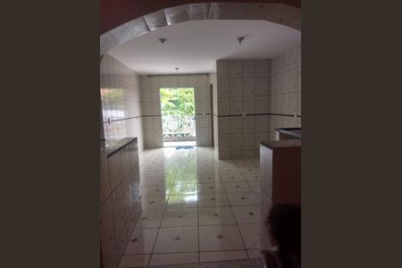 Casa à venda com 150m², 2 quartos e 1 vaga Casa à venda com 150m², 2 quartos e 1 vagaCasa 1 - Cozinha