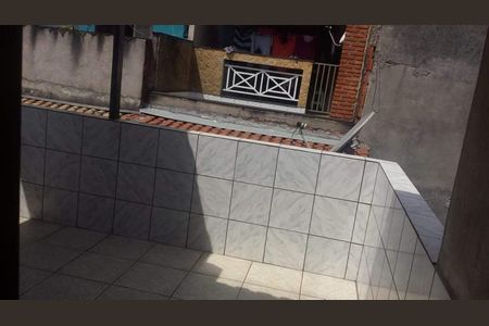 Casa à venda com 150m², 2 quartos e 1 vaga Casa à venda com 150m², 2 quartos e 1 vagaCasa 1 - Área externa