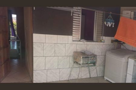 Casa à venda com 150m², 2 quartos e 1 vaga Casa à venda com 150m², 2 quartos e 1 vagaCasa 1 - Área externa