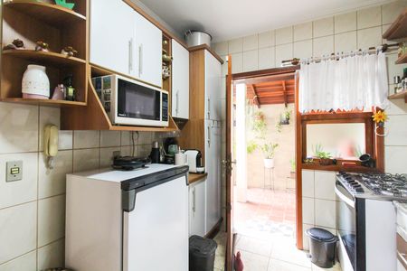 Casa para alugar com 173m², 3 quartos e 2 vagas Casa para alugar com 173m², 3 quartos e 2 vagasCozinha