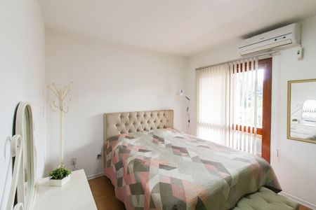 Casa para alugar com 173m², 3 quartos e 2 vagas Casa para alugar com 173m², 3 quartos e 2 vagasSuíte