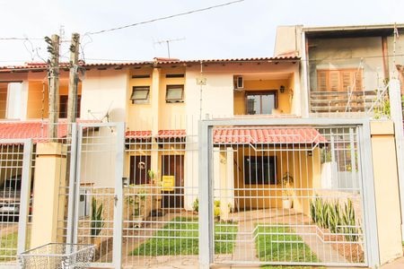 Casa para alugar com 173m², 3 quartos e 2 vagas Casa para alugar com 173m², 3 quartos e 2 vagasFachada