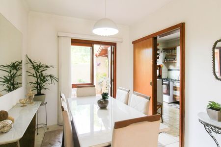 Casa para alugar com 173m², 3 quartos e 2 vagas Casa para alugar com 173m², 3 quartos e 2 vagasSala