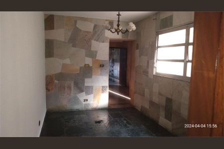 Casa à venda com 3 quartos, 93m² em Vila Zat, São Paulo