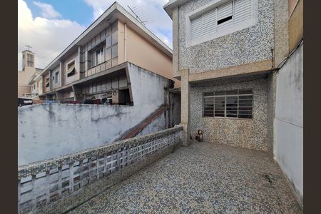 Casa para alugar com 90m², 2 quartos e 1 vaga Casa para alugar com 90m², 2 quartos e 1 vagaVaranda