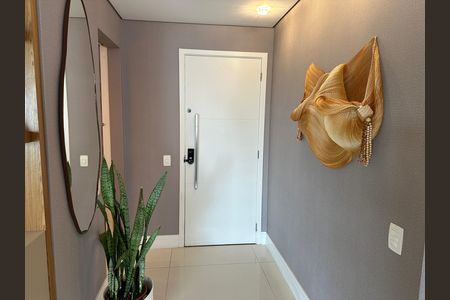 Apartamento à venda com 202m², 3 quartos e 4 vagasEntrada