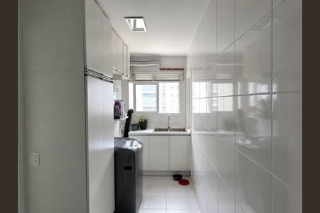 Apartamento à venda com 202m², 3 quartos e 4 vagas Apartamento à venda com 202m², 3 quartos e 4 vagasÁrea de Serviço