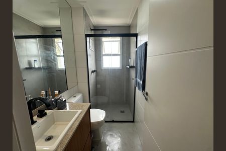 Apartamento à venda com 202m², 3 quartos e 4 vagasBanheiro da Suíte 3