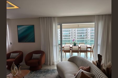 Vista da Sala de Estar de apartamento à venda com 3 quartos, 202m² em Alphaville Empresarial, Santana de Parnaíba