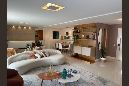  Sala de Estar de apartamento à venda com 3 quartos, 202m² em Alphaville Empresarial, Santana de Parnaíba