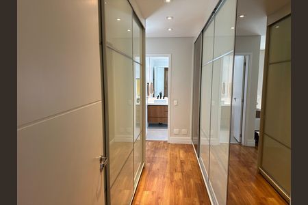 Apartamento à venda com 202m², 3 quartos e 4 vagasDetalhe