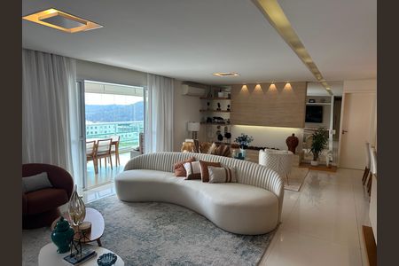 Apartamento à venda com 202m², 3 quartos e 4 vagas Sala de Estar