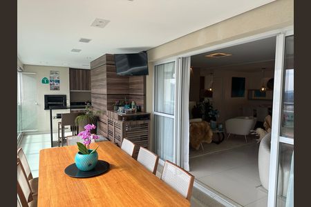 Apartamento à venda com 202m², 3 quartos e 4 vagasÁrea gourmet