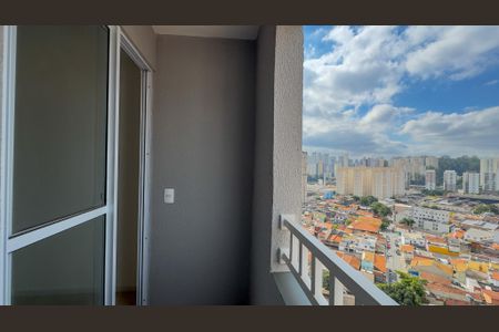 Apartamento para alugar com 31m², 2 quartos e sem vaga Apartamento para alugar com 31m², 2 quartos e sem vagaSacada