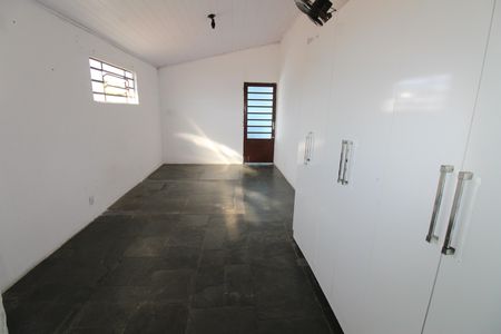 Casa para alugar com 60m², 2 quartos e 2 vagasSuíte 2