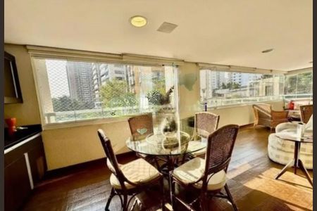 Apartamento à venda com 3 quartos, 206m² em Campo Belo, São Paulo