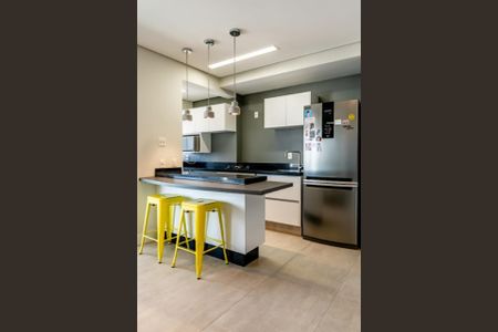 Apartamento à venda com 70m², 2 quartos e 2 vagasFoto 03