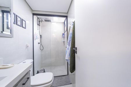 Apartamento à venda com 58m², 2 quartos e 1 vaga Apartamento à venda com 58m², 2 quartos e 1 vagaBanheiro