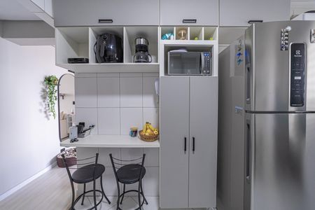 Apartamento à venda com 58m², 2 quartos e 1 vaga Apartamento à venda com 58m², 2 quartos e 1 vagaÁrea de Serviço