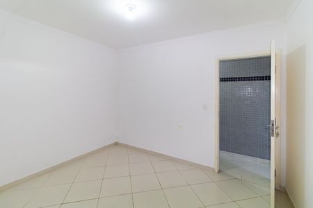 Quarto de casa para alugar com 1 quarto, 45m² em Jardim Guairaca, São Paulo