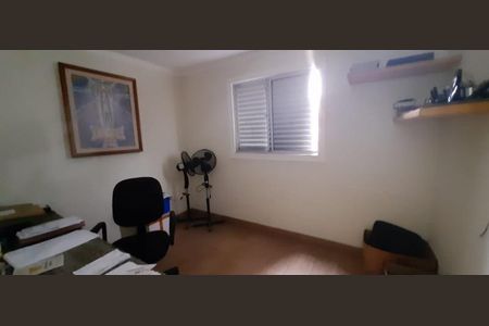 Foto 01 de casa à venda com 4 quartos, 220m² em Vila Lucia, São Paulo