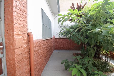 Casa à venda com 116m², 1 quarto e sem vaga Casa à venda com 116m², 1 quarto e sem vagaJardim e Fachada