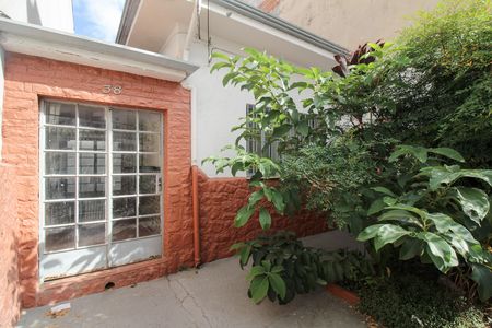 Casa à venda com 116m², 1 quarto e sem vaga Casa à venda com 116m², 1 quarto e sem vagaJardim e Fachada