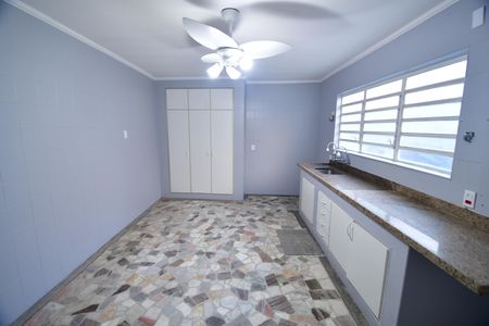 Casa à venda com 398m², 3 quartos e 3 vagasCozinha